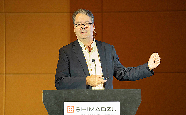 Dr. Christopher Welch