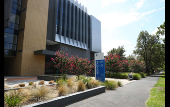 Shimadzu HPLC Teaching Laboratory at the Monash Institute of Pharmaceutical Sciences